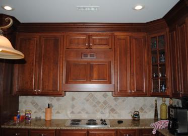 Cherry Traditional kitchen