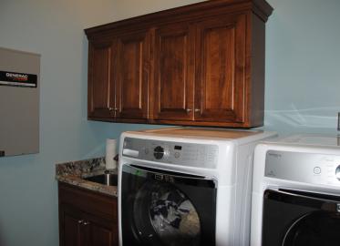 Maple - Laundry room